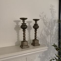 Candle sticks