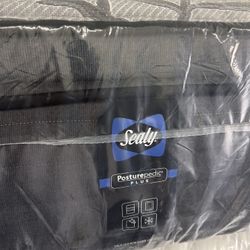 Sealy Posturepedic King Mattress
