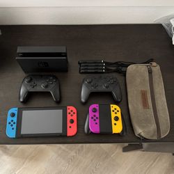 Nintendo Switch + Extras 