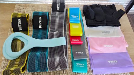 Assorted Resistance Bands with Gloves & Kettlebell