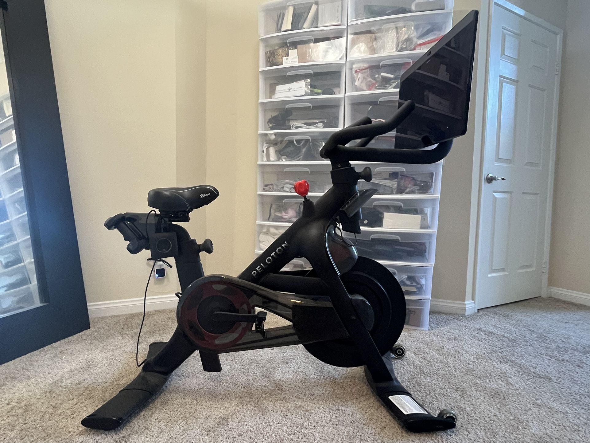 2023 Peloton Bike+ LIKE NEW!