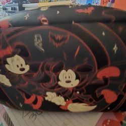 Mickey And Minnie 