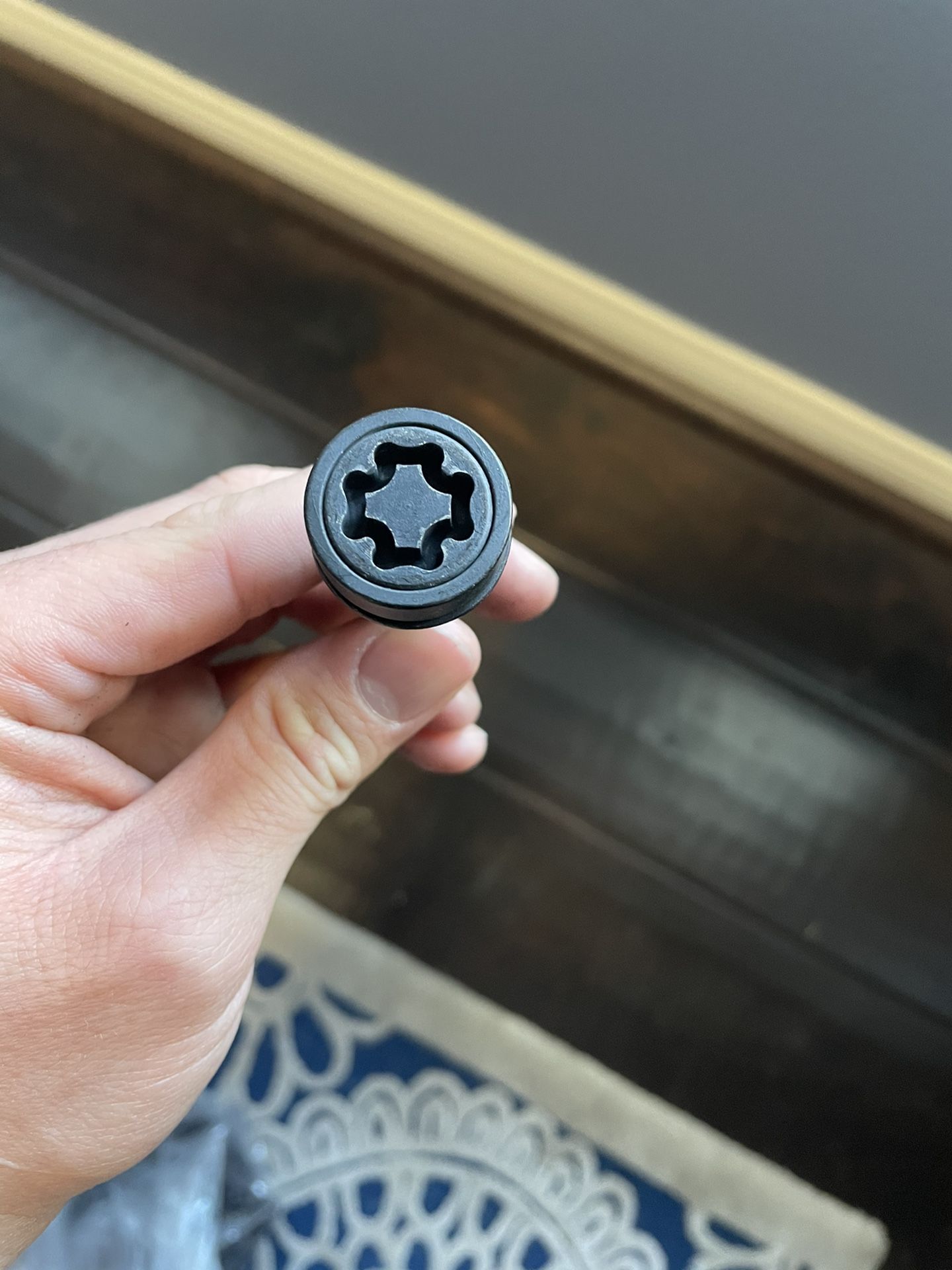 2019 Mercedes-Benz GLC Lug Nuts