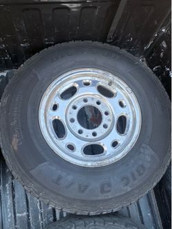 Chevy 2500 Wheels and Tires