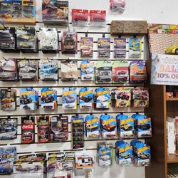 Hot Wheels, Matchbox, Car Tuned