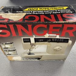     Singer 6200 Sewing machine 