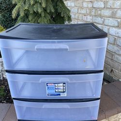 Three drawer cabinet