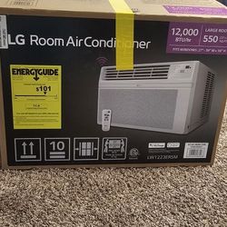 LG Room Air Conditioner 12,000btu 550sq Ft.