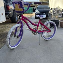 Girl Bike Summer Fun !!!!!!!!!