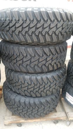 35x1250R20 Toyo open country mt