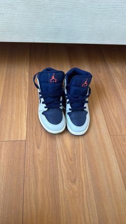 Nike shoes 4.5 size light blue