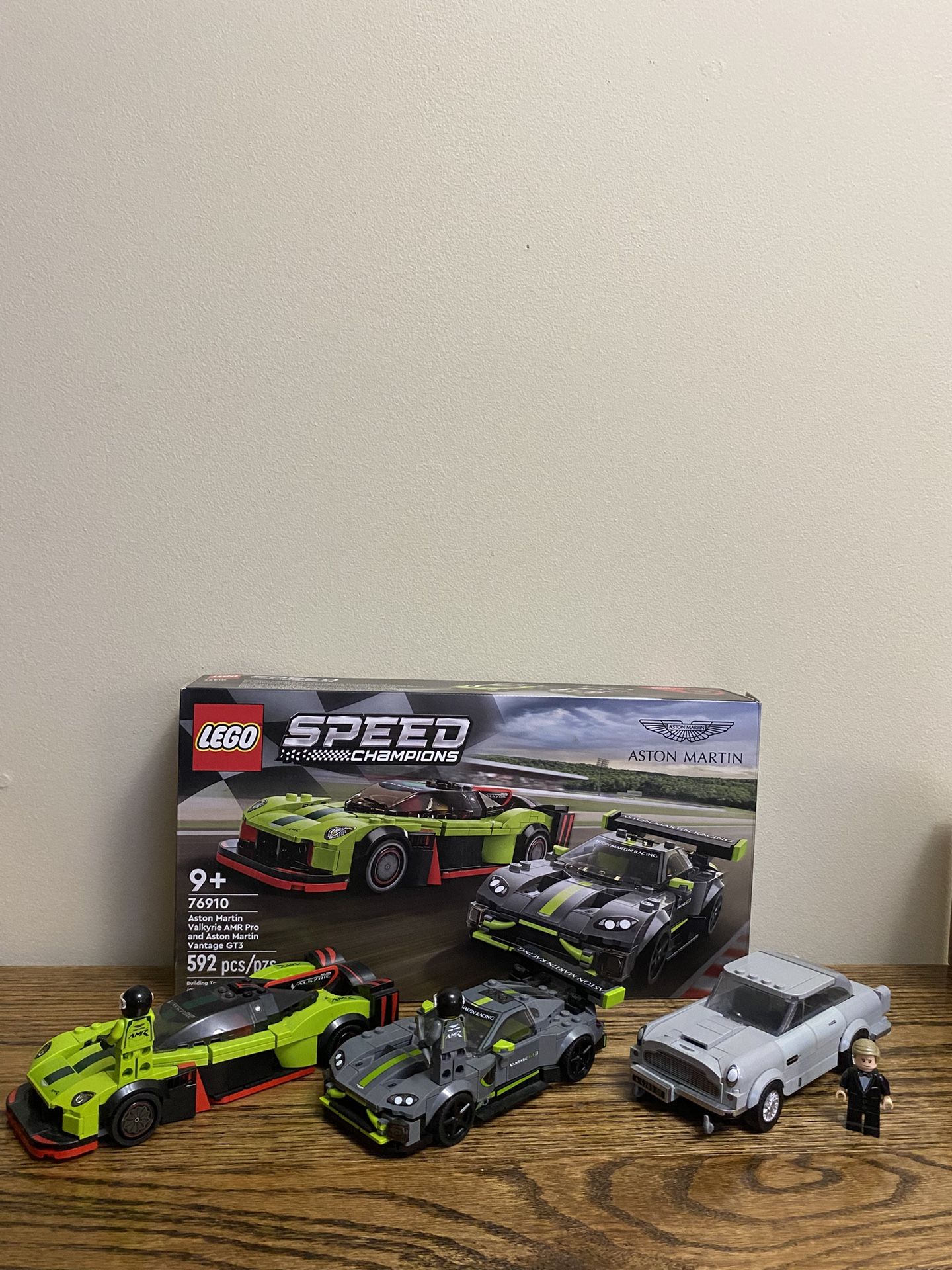Lego - Cars (Aston Martin & 007 Sets)