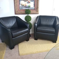 2 Comfortable Clean Great Condition Black Chairs
