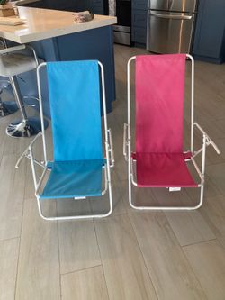 2 Beach Chairs