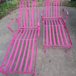 2 Chaise Reclining Chairs