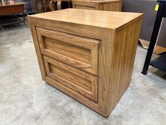THOMASVILLE Vintage Natural Finish Wooden 2 Drawer Nightstand