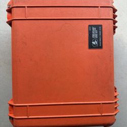 Wooden Camera Matte Box and Pelican Case