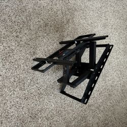 TV Wall Mount For 32”-65” TV