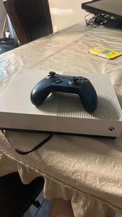 Xbox One S Console with Controller