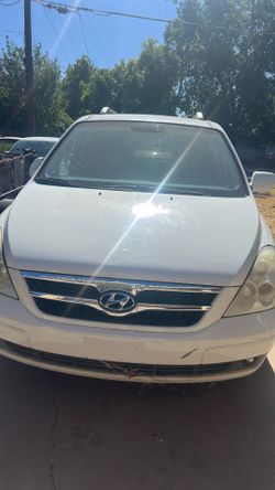 2006 Hyundai entourage