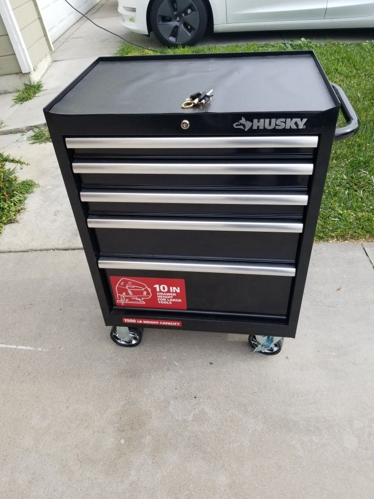 husky tool box for Sale in La Mirada, CA OfferUp