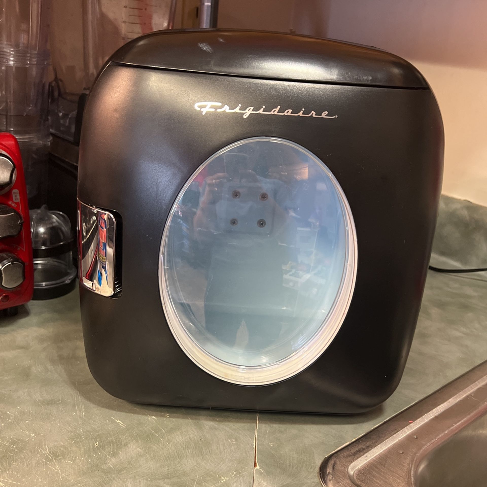 Frigidaire Mini Fridge