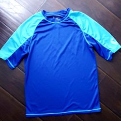 Men's rash guard size small