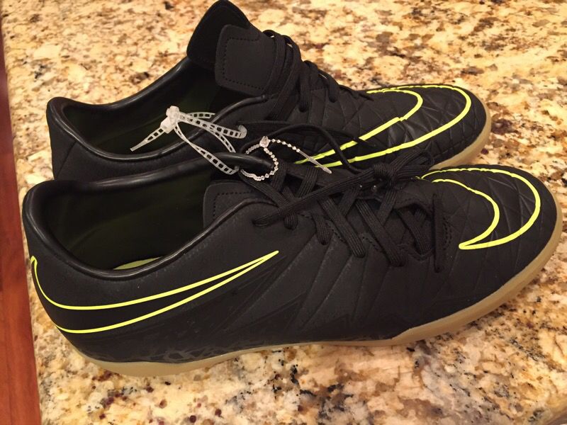Nike hypervenom x indoor soccer shoes sz 10.5