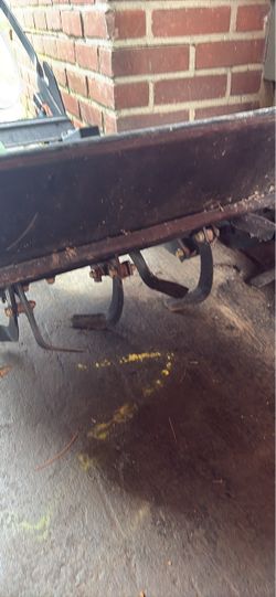Attachments from a John Deere 262