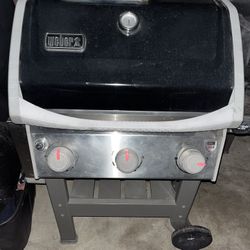 Weber Spirit 3 Burners Grill BBQ Propane LP Silver And Black