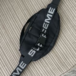 Supreme Fanny Pack SS18