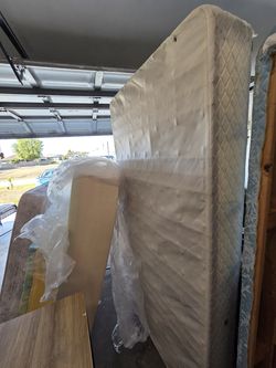 TWIN SIZE XL BOX SPRING IN GOOD CONDITION EACH