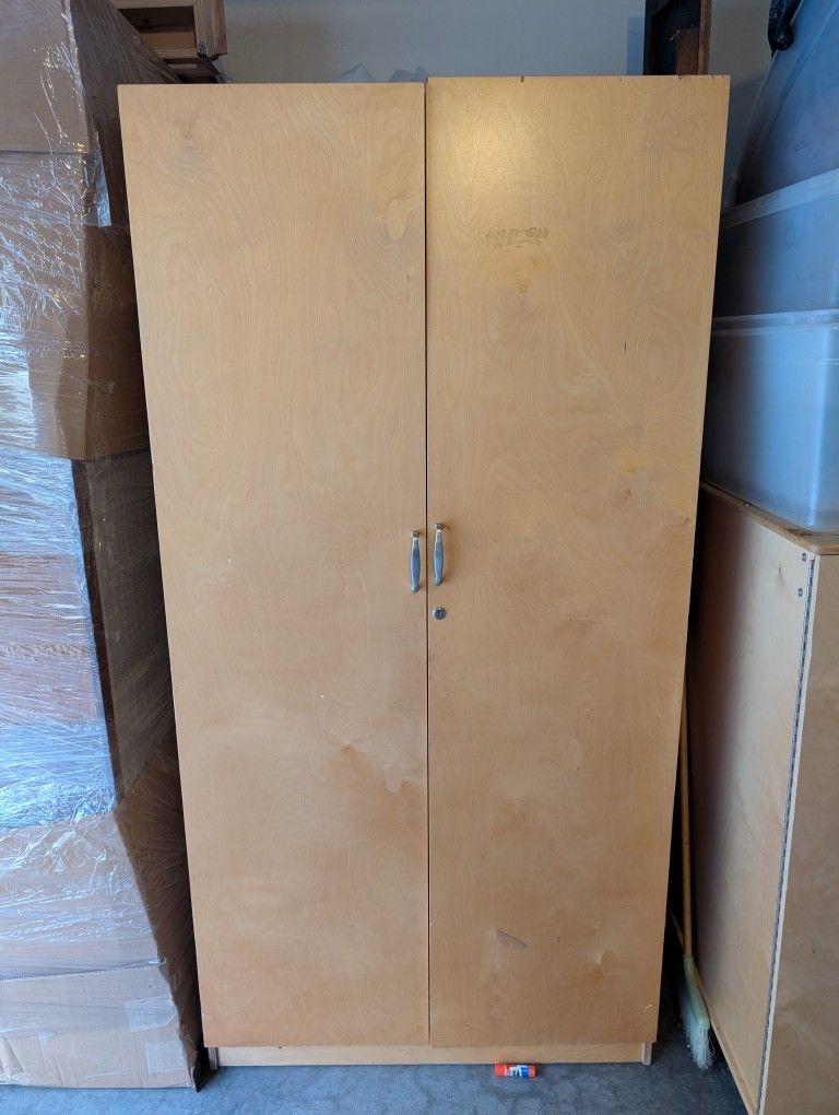 Quality Wood Storage Cabinet With Adjustable Shelves