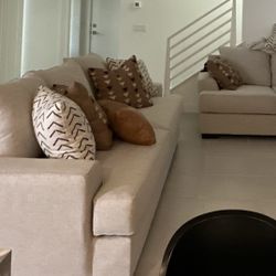 Renegade Couch Set 