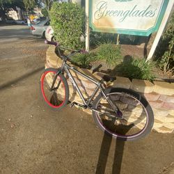 Throne The Goon 29 Inch