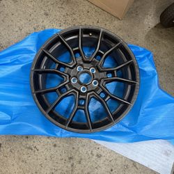 Genuine Toyota Camry TRD 19-inch matte black alloy wheel (single rim)