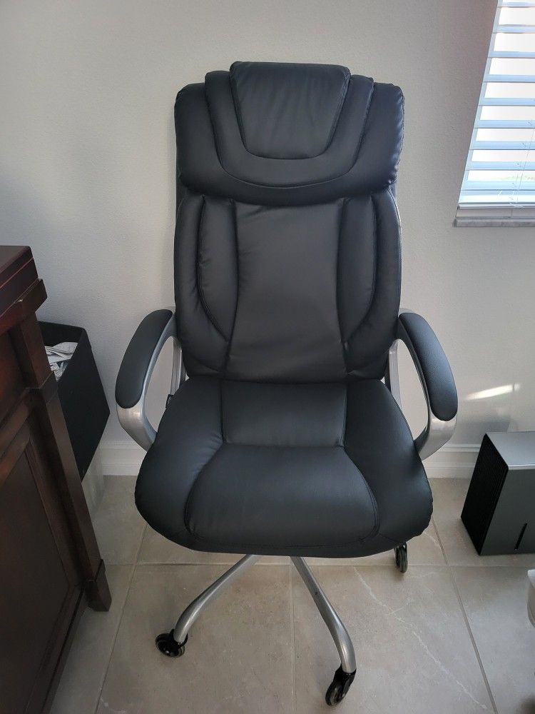 Brand New Office Chair With Rubber Wheels