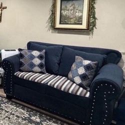 Loveseat 
