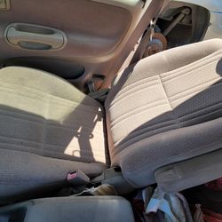 2001 Tundra Both Front Seats!!!