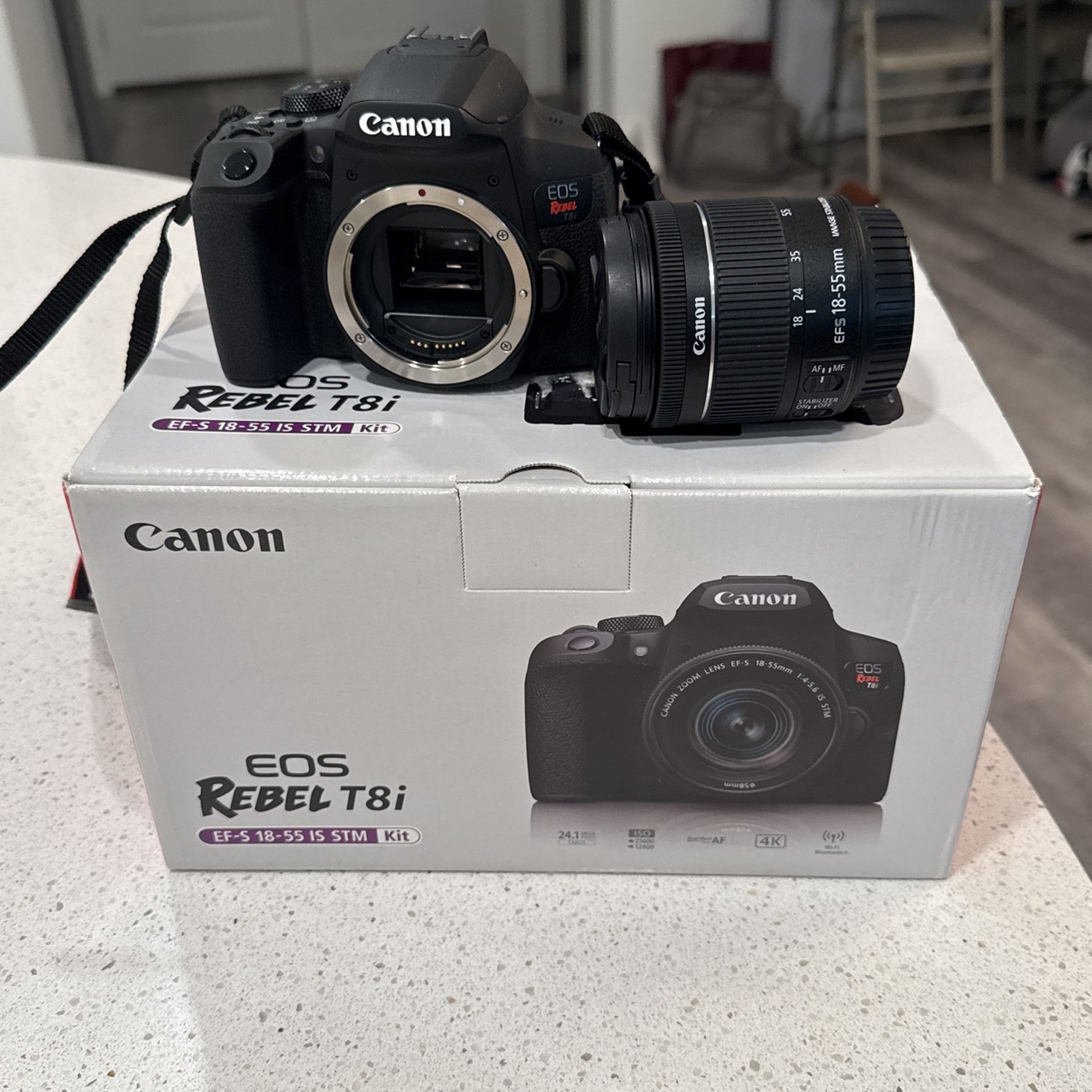 Canon Rebel T8i Camera STM kit