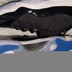 Nike Air Jordan 11 Retro Low NEW
