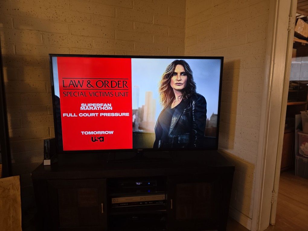 Samsung 60 In. Tv