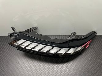 LED signal light / daytime running light (DRL) assembly from a 2025–2026 Infiniti QX80