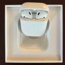Apple AirPods 1st Generation 
