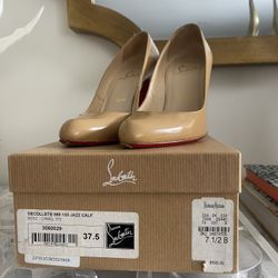 christian louboutin Décolleté heels size 37.5