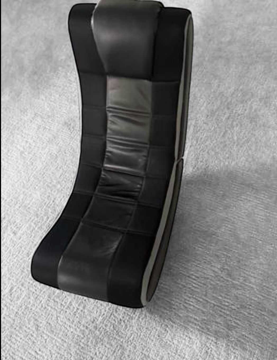 Black Video Gaming Chair – Comfortable & Sleek