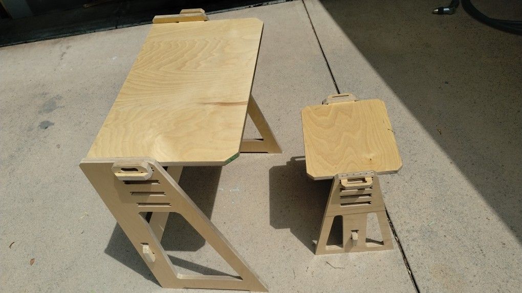 Small Desk For Kids