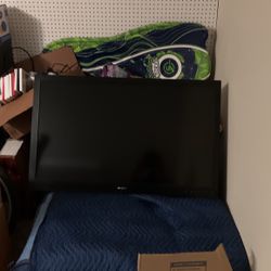 Tv with wall mount
