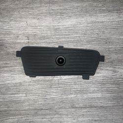 2017 - 2025 CHRYSLER PACIFICA DASH CENTER CAP COVER W/ SUN SENSOR OEM 5VT74TRMAA