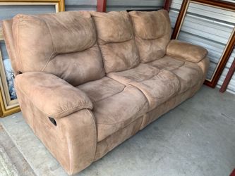 Dual Recliner Couch